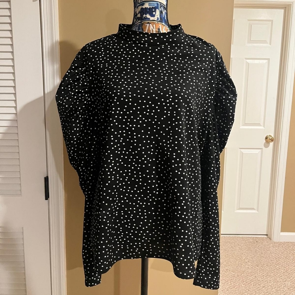 SHEIN Black and White Polka Dot Blouse
